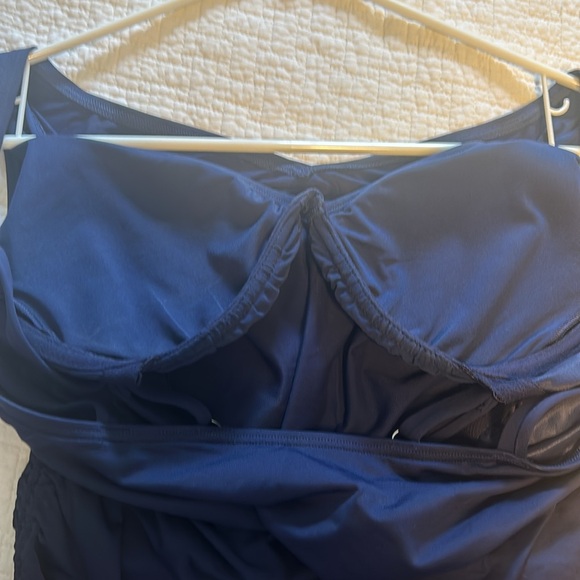 Lands End Tankini Top - Picture 4 of 4